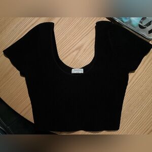 Short sleeve Babaton sculpt knit shirt